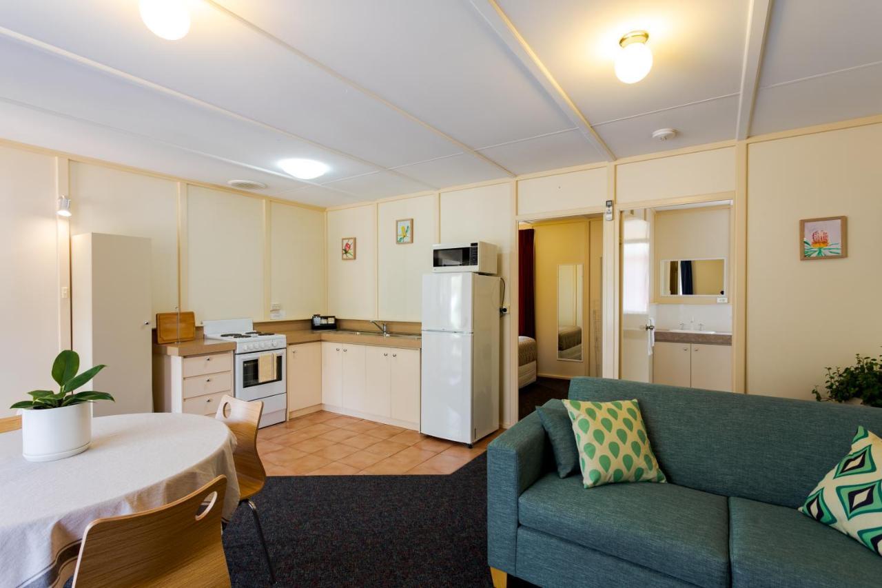 Park Avenue Holiday Units Albany Exteriör bild